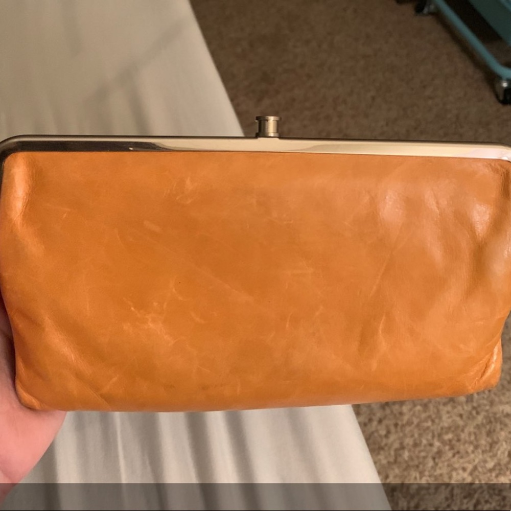Hobo wallet mustard